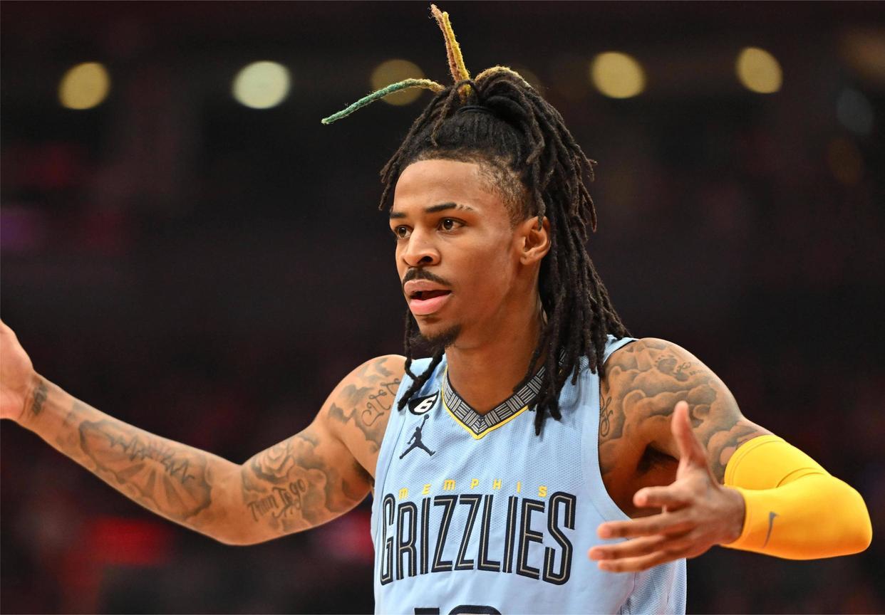 半岛体育官网入口-灰熊仍在兜售莫兰特，但拒绝低价！要价远超特雷・杨交易回报